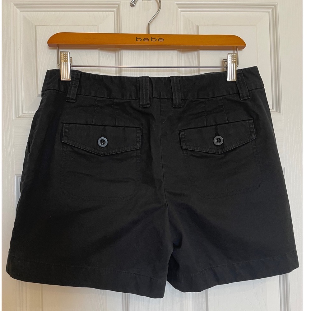 Ann Taylor black cargo shorts - Picture 2 of 4
